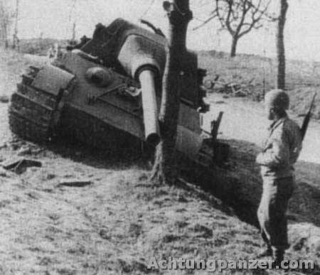 Knocked out Jagdtiger